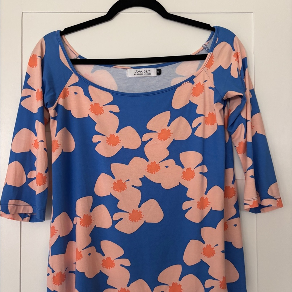 Ava Sky/Fighting Eel Top Nalu in Blue Zinnia
